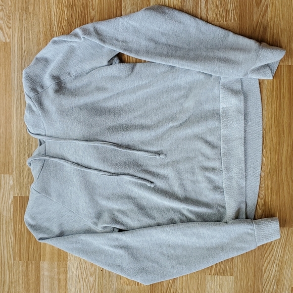 Cropped Gray Hooded Sweatshirt size M - Picture 1 of 3